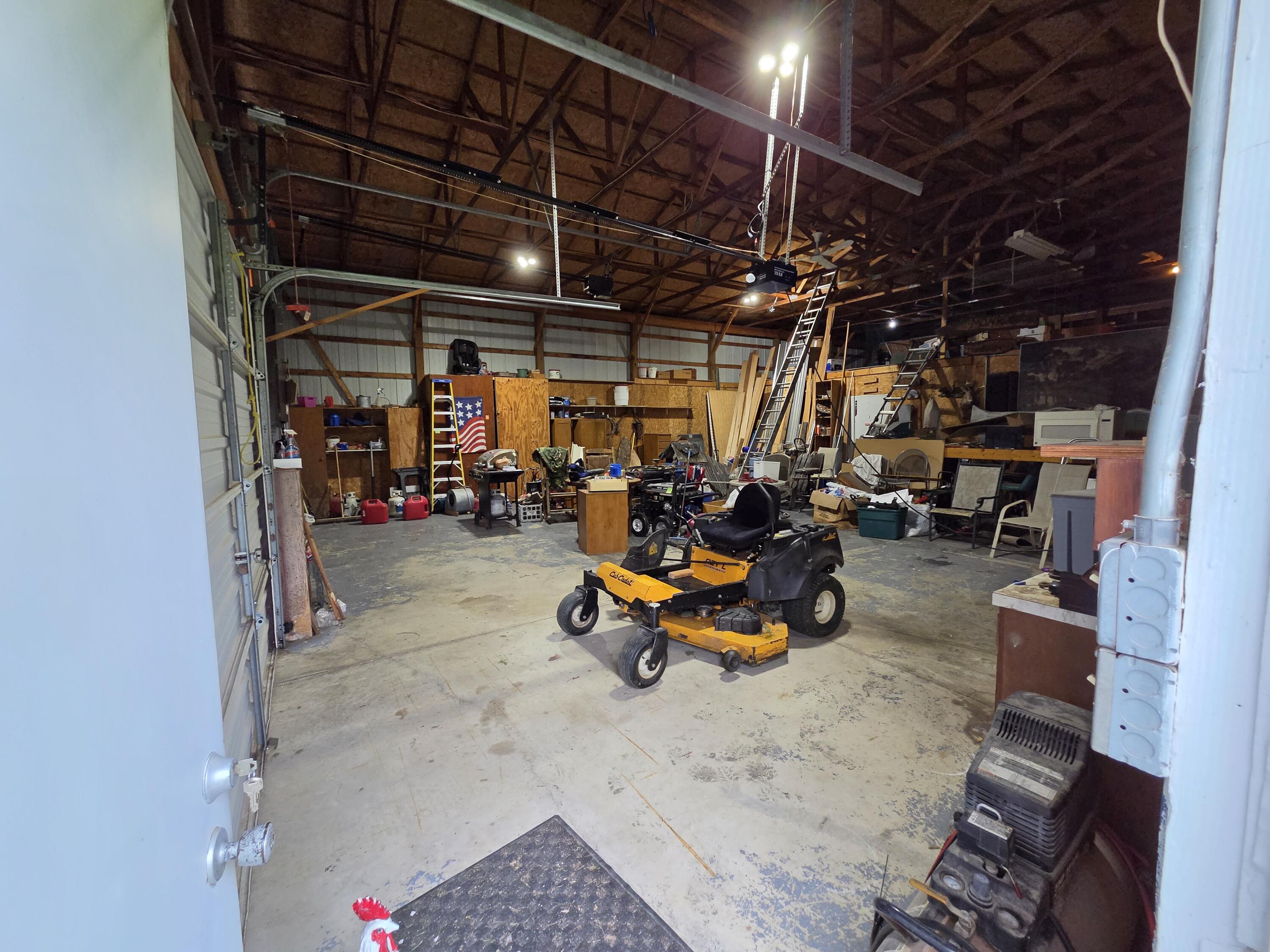 19120 Welch Road Milan, MI 48160 - Photo 25 of 38 20260520_093717