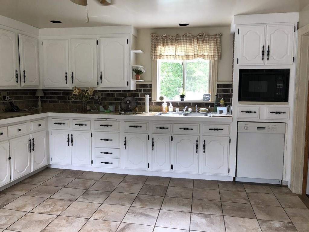 131 Zoar Road Rowe, MA 01367 - Photo 4 of 39