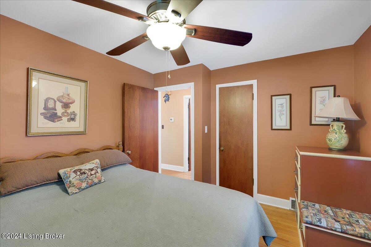 3254 Cross Bill Road Louisville, KY 40213 - Photo 26 of 39 26-3524 Cross Bill Rd-126