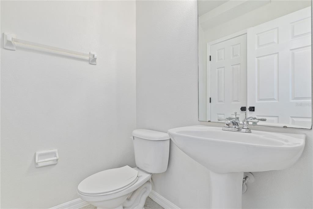 525 Glenn Cross Drive Ruskin, FL 33570 - Photo 11 of 23