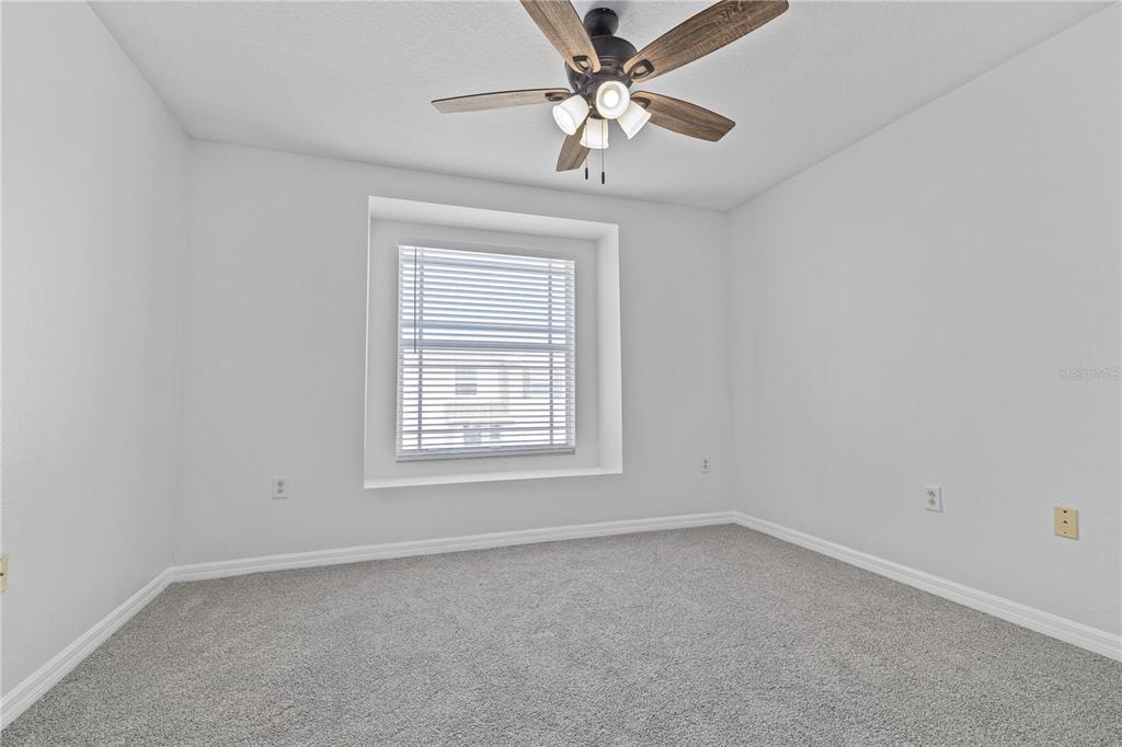 525 Glenn Cross Drive Ruskin, FL 33570 - Photo 17 of 23