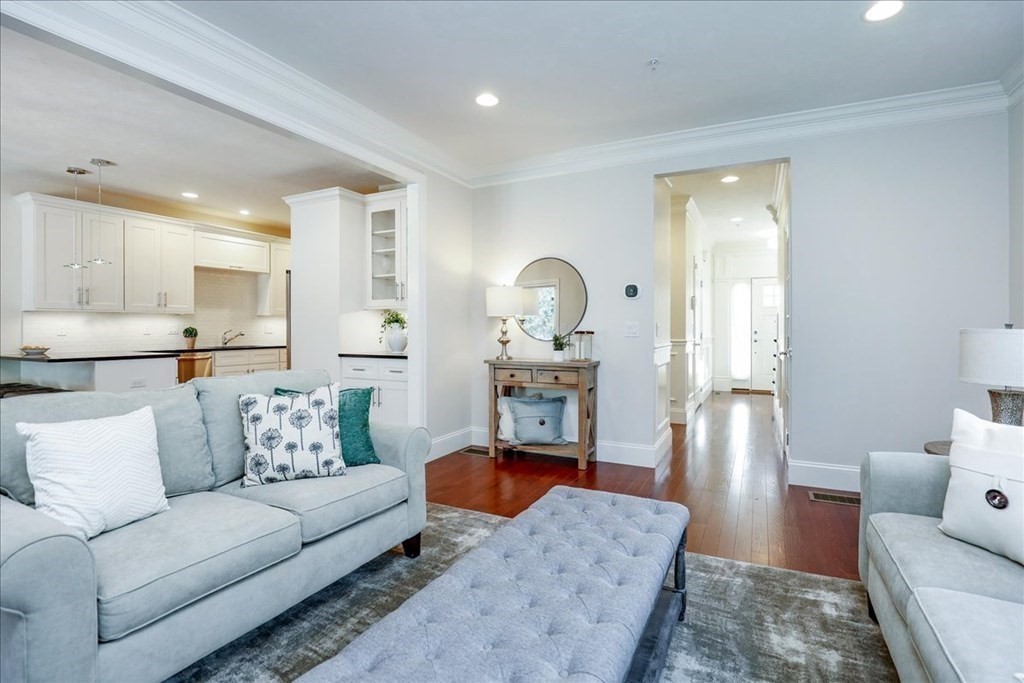 70 Oxbow Road, Unit 70 Framingham, MA 01701 - Photo 5 of 41 Gallery Image 5