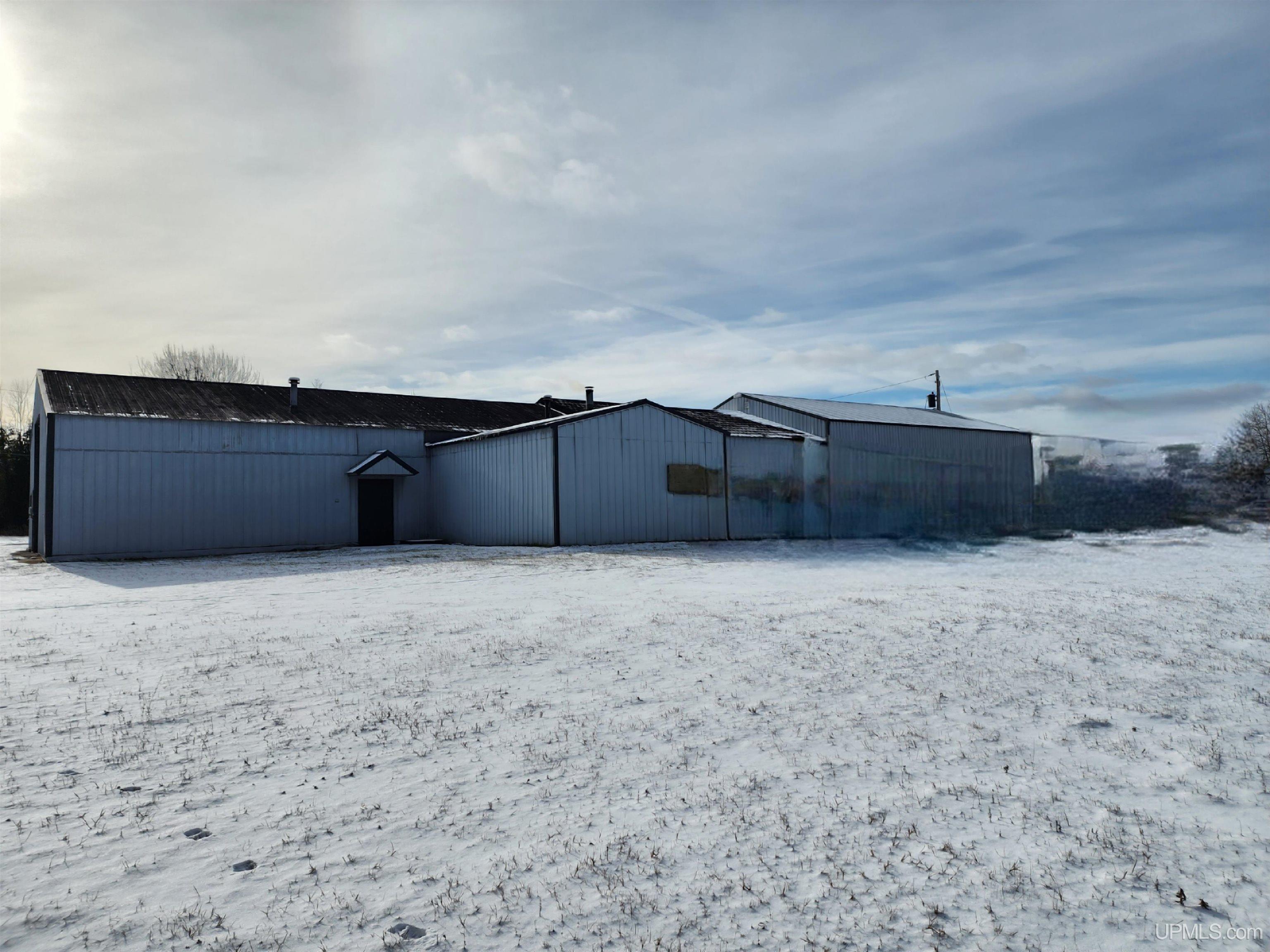 5224 11th Road Escanaba, MI 49829 - Photo 30 of 35