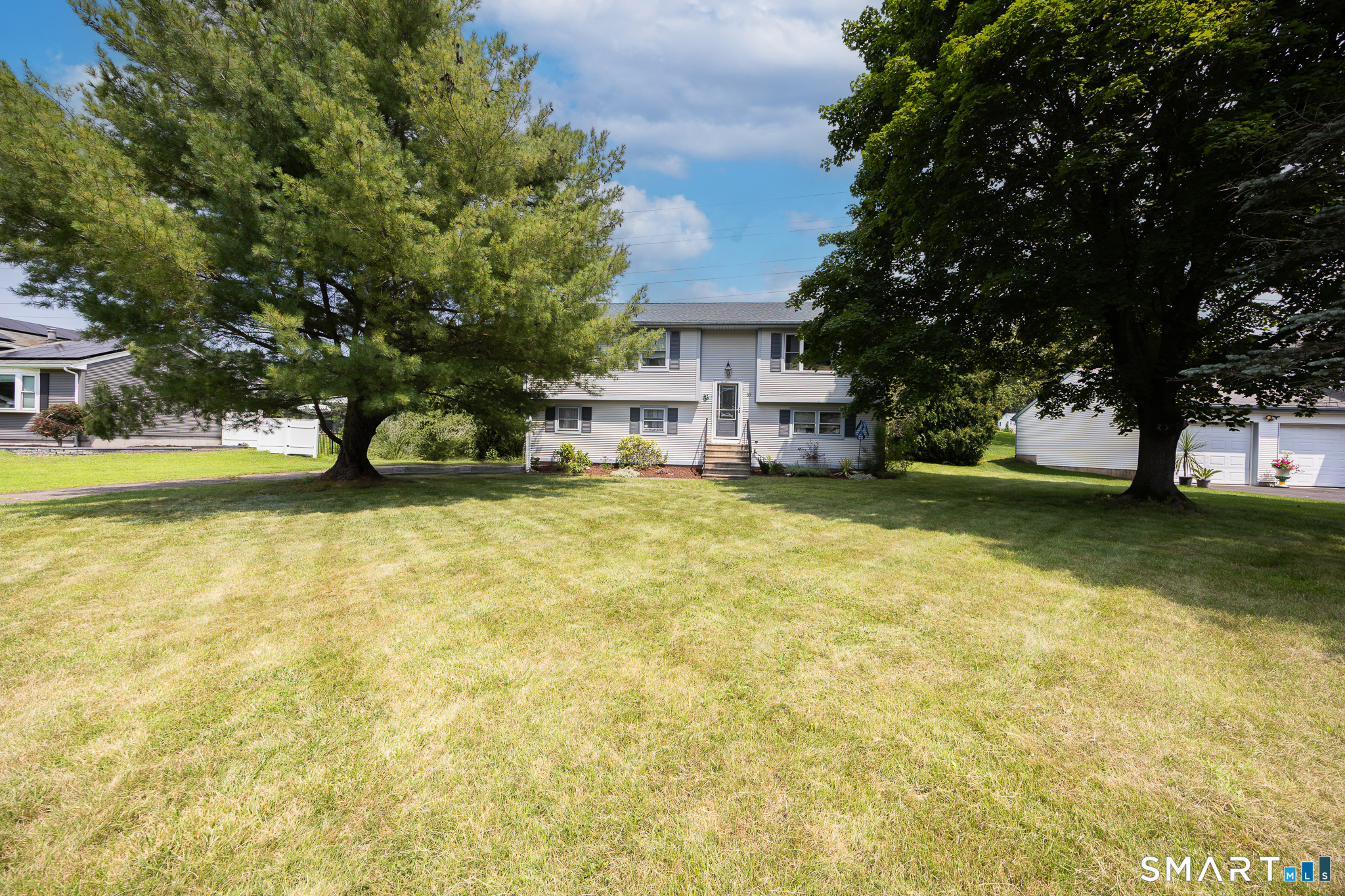 57 Old Farms Road Southington, CT 06489 - Photo 2 of 29 Gallery Image 2