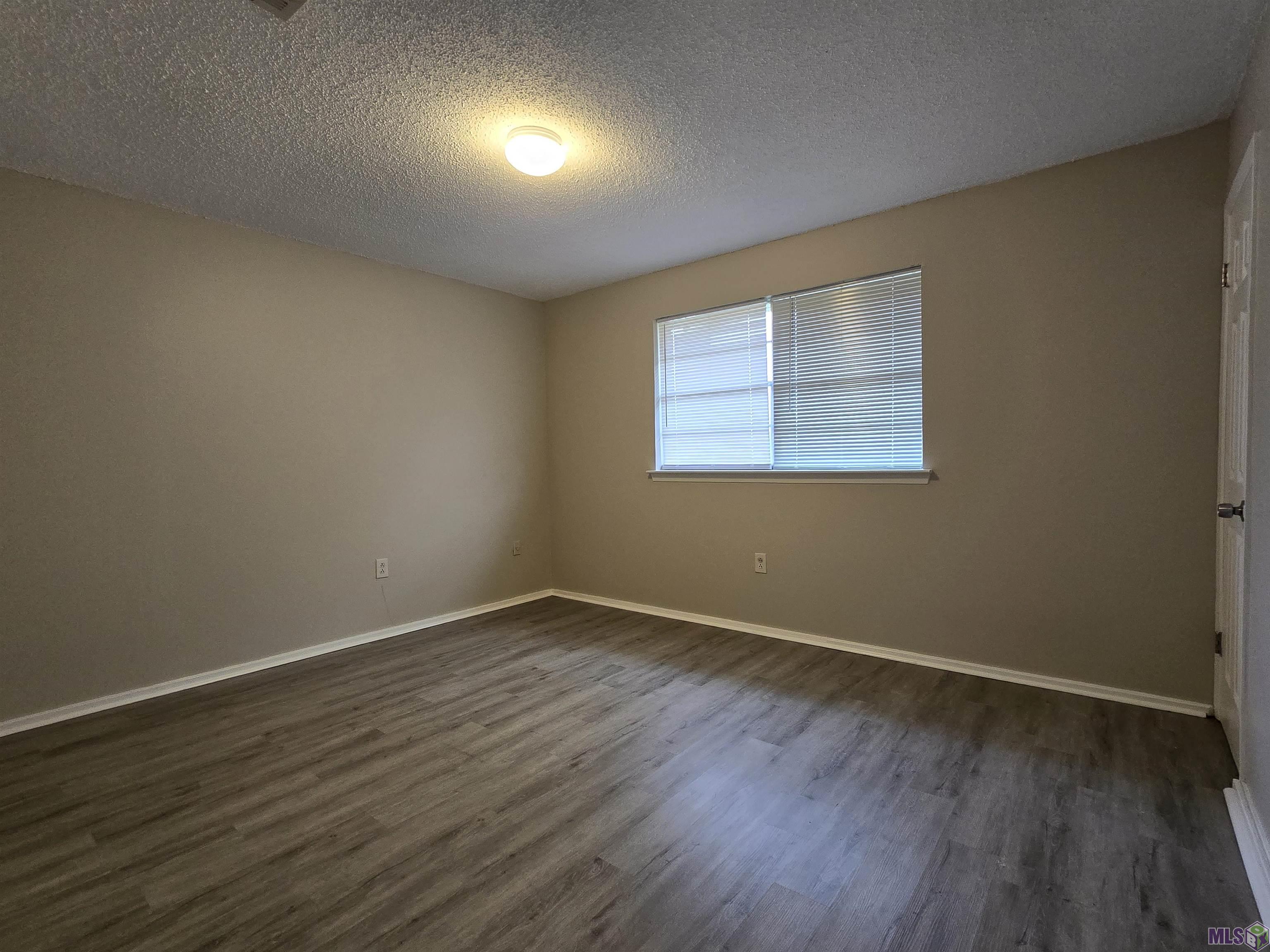 8829 Mary Ruth Avenue Baton Rouge, LA 70810 - Photo 3 of 9