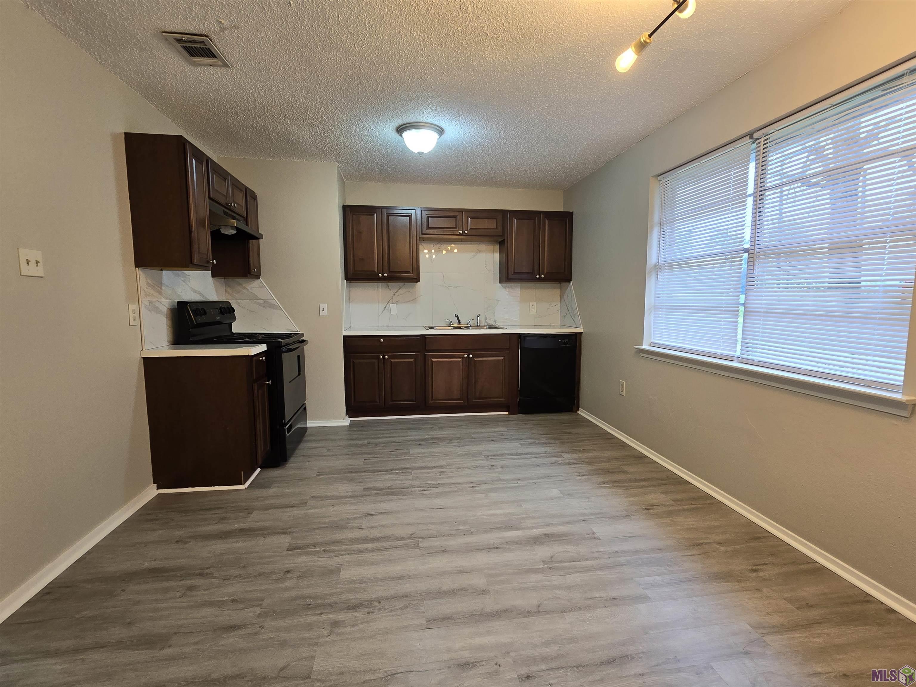 8829 Mary Ruth Avenue Baton Rouge, LA 70810 - Photo 8 of 9