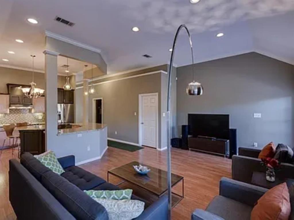 4035 Briarbend Road Dallas, TX 75287 - Photo 11 of 22
