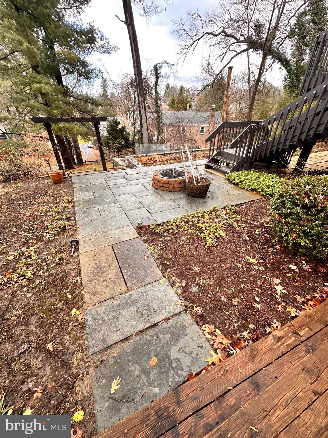 18929 Diary Road Gaithersburg, MD 20886 - Photo 45 of 52 a view of outdoor space with seating