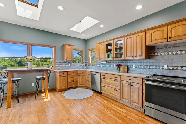 $975,000 | 2699 Cedar Lake Road, Howell, MI 48843