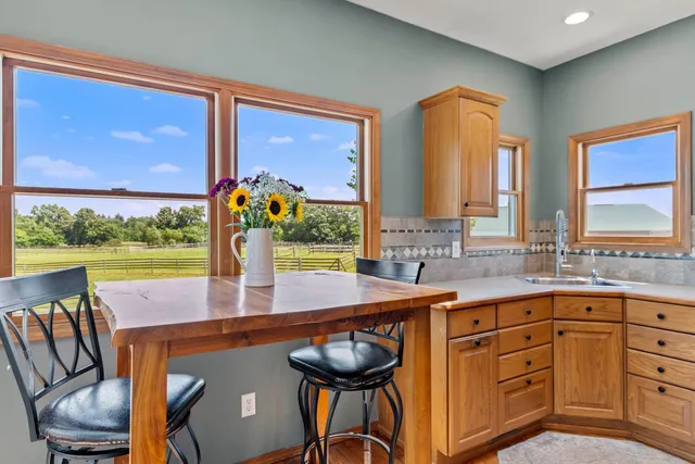 $975,000 | 2699 Cedar Lake Road, Howell, MI 48843