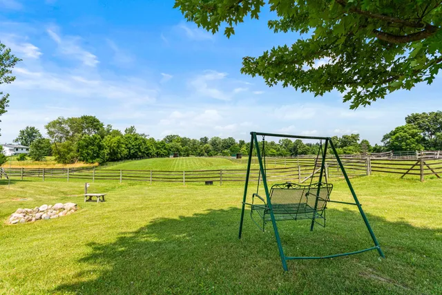 $975,000 | 2699 Cedar Lake Road, Howell, MI 48843