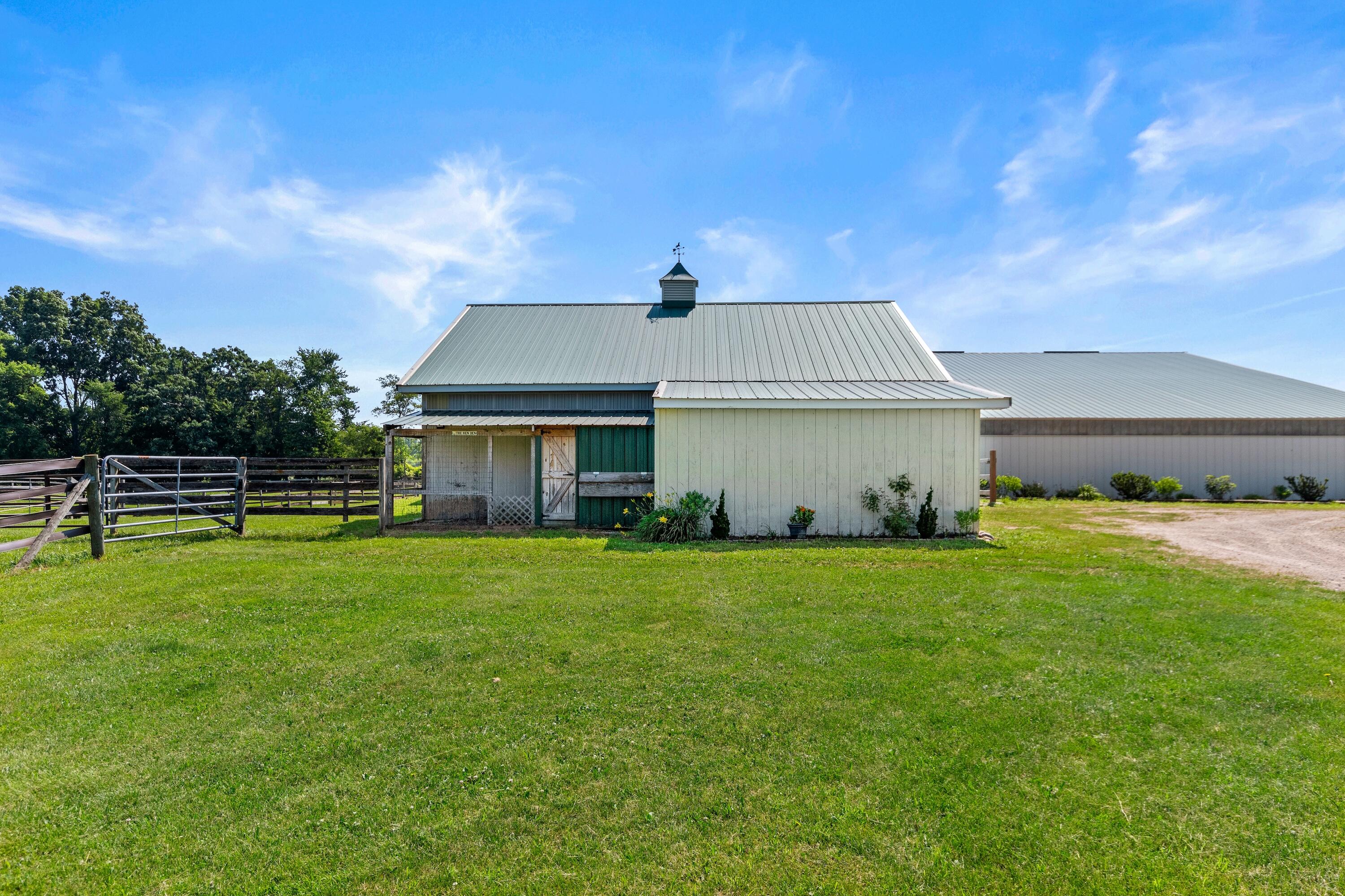 2699 Cedar Lake Road Howell, MI 48843 - Photo 39 of 76 2699_cedar_lake_17