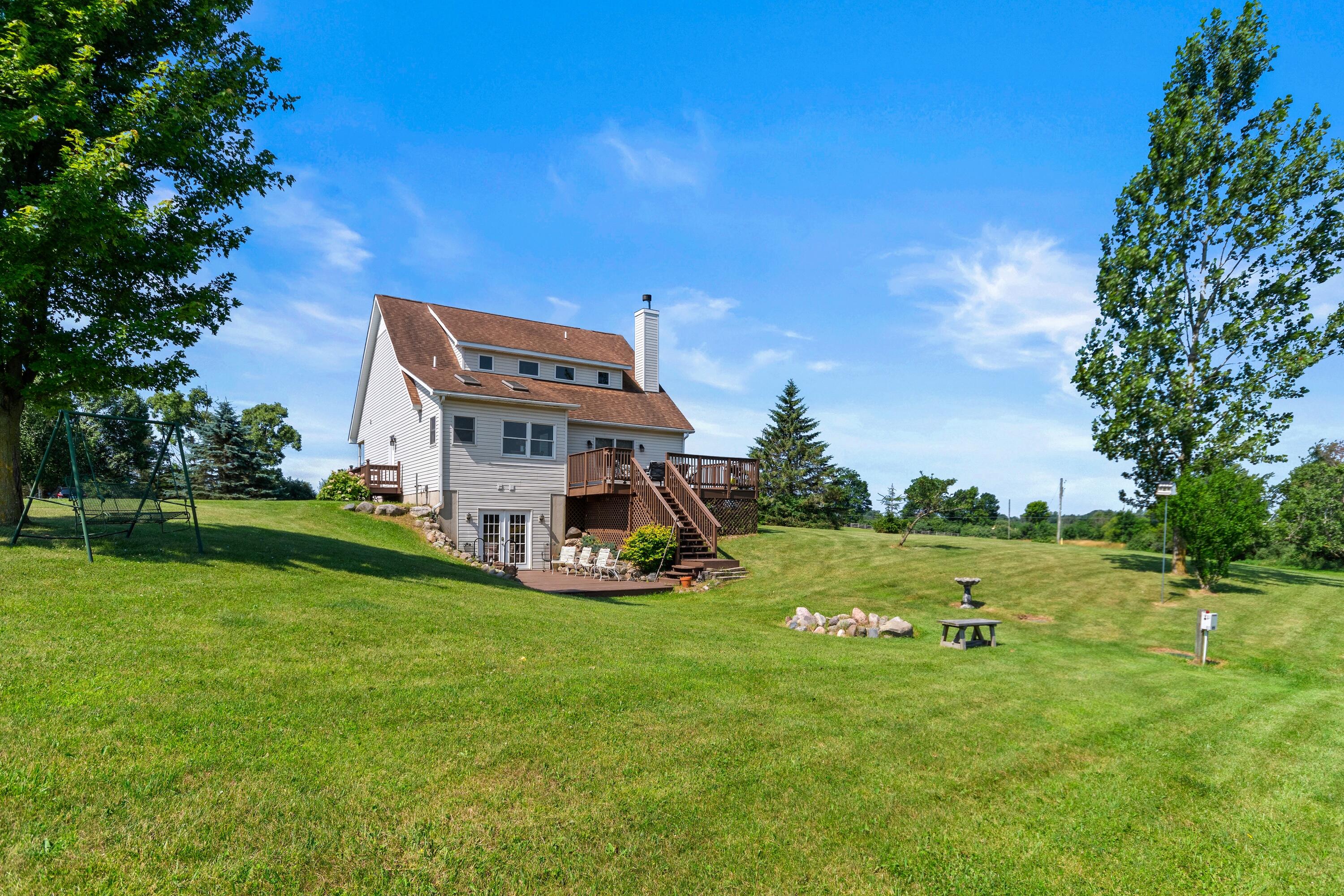 2699 Cedar Lake Road Howell, MI 48843 - Photo 4 of 76 2699_cedar_lake_21