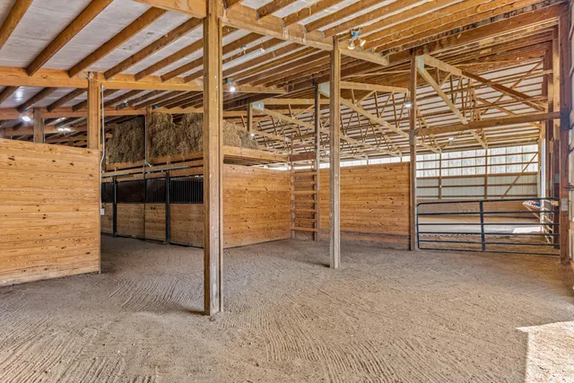 $975,000 | 2699 Cedar Lake Road, Howell, MI 48843