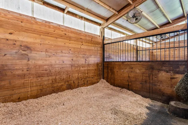 $975,000 | 2699 Cedar Lake Road, Howell, MI 48843