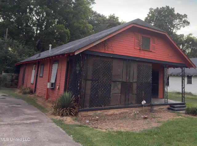 $25,000 | 427 South Eureka Street, Greenville, MS 38701