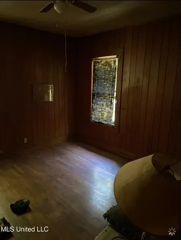 $25,000 | 427 South Eureka Street, Greenville, MS 38701