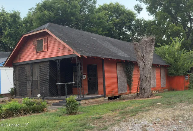 $25,000 | 427 South Eureka Street, Greenville, MS 38701