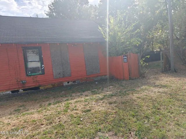$25,000 | 427 South Eureka Street, Greenville, MS 38701
