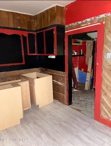 $25,000 | 427 South Eureka Street, Greenville, MS 38701