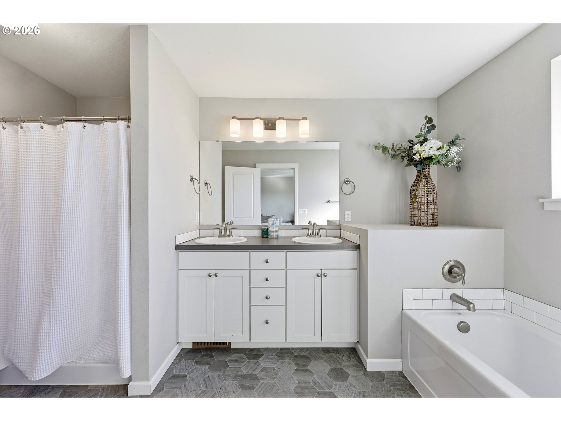 643 Huckins Buhman Road Washougal, WA 98671 - Photo 18 of 42 Mud Room