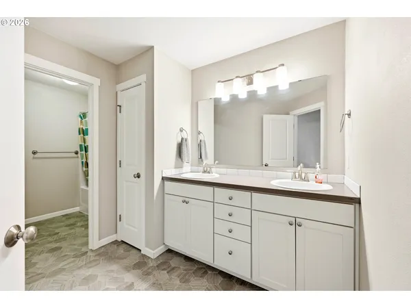 $799,000 | 643 Huckins Buhman Road, Washougal, WA 98671