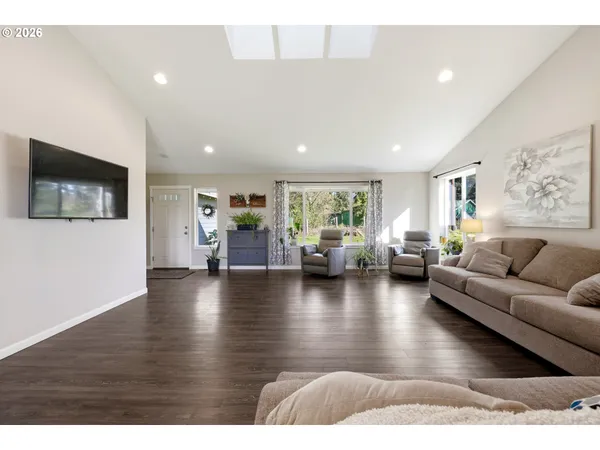 $799,000 | 643 Huckins Buhman Road, Washougal, WA 98671