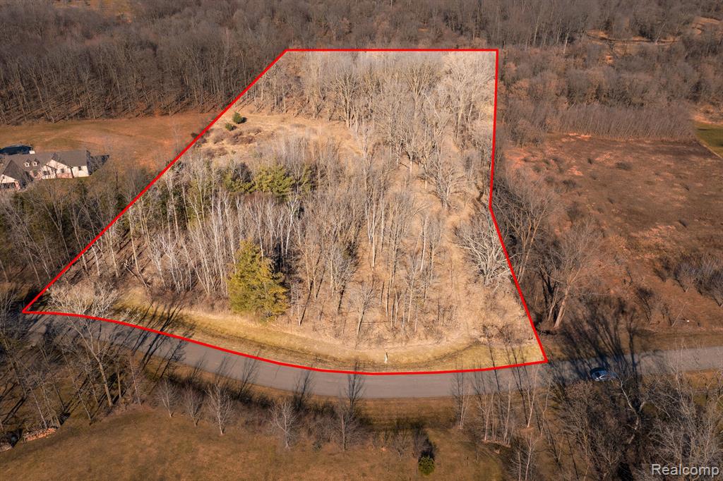 5116 Hidden Ridge Road Metamora, MI 48455 - Photo 5 of 21