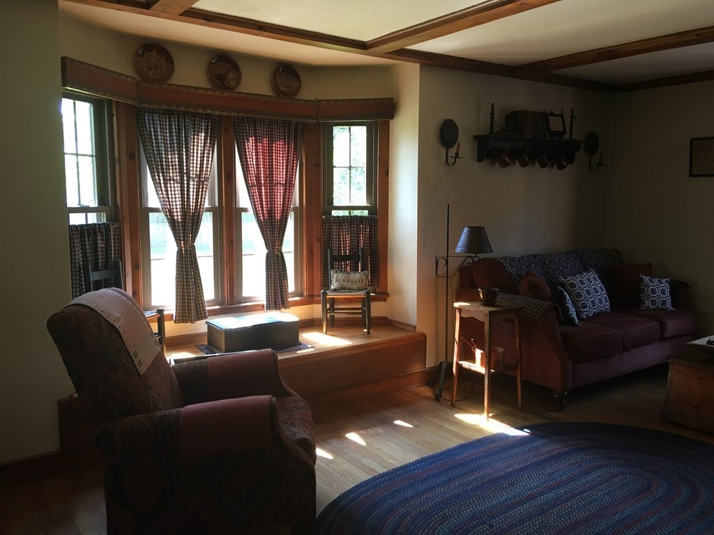 1763 Wilbraham Road Springfield, MA 01119 - Photo 8 of 29