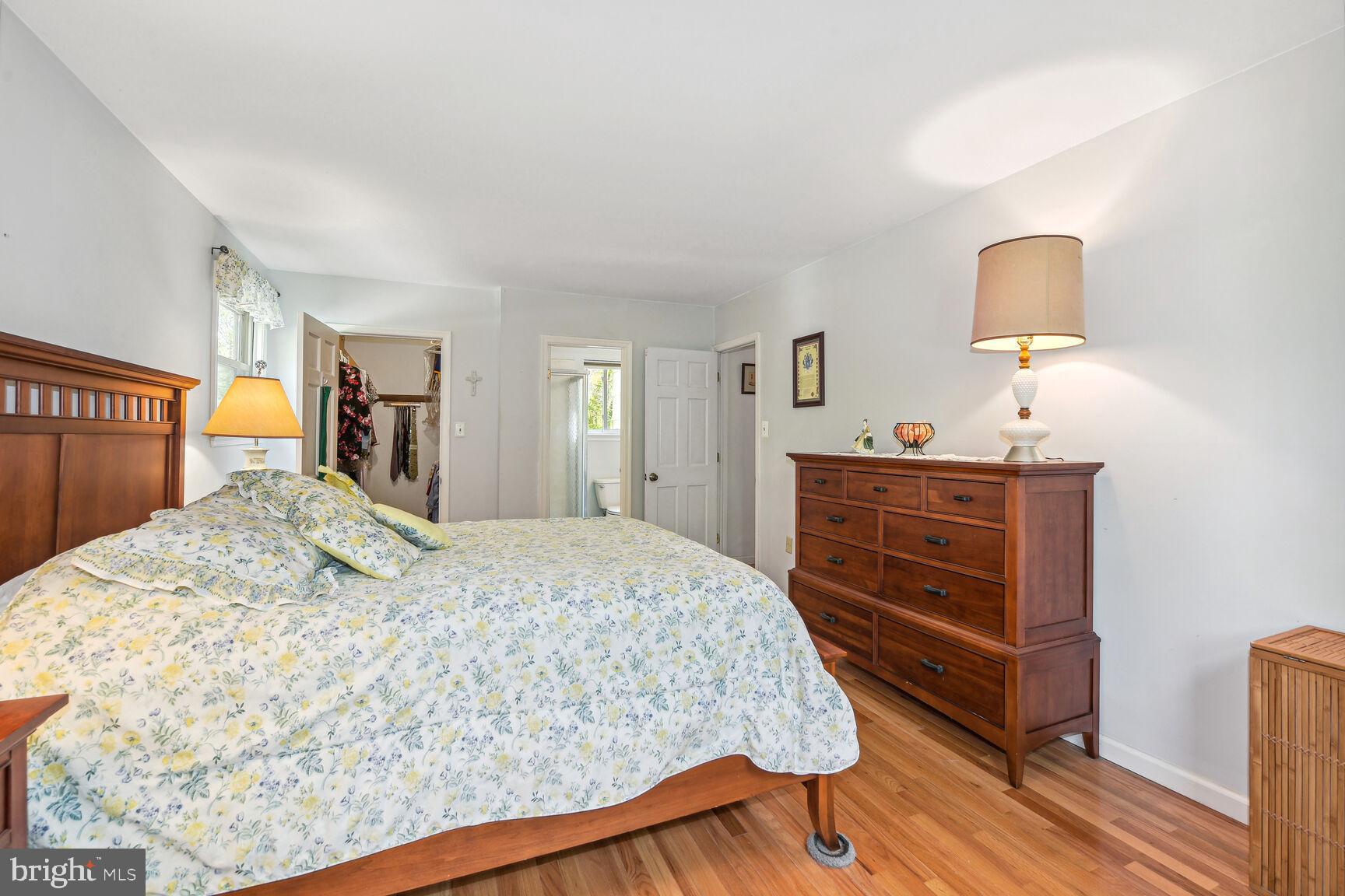 212 Crest Road Marlton, NJ 08053 - Photo 19 of 48 Primary Bedroom