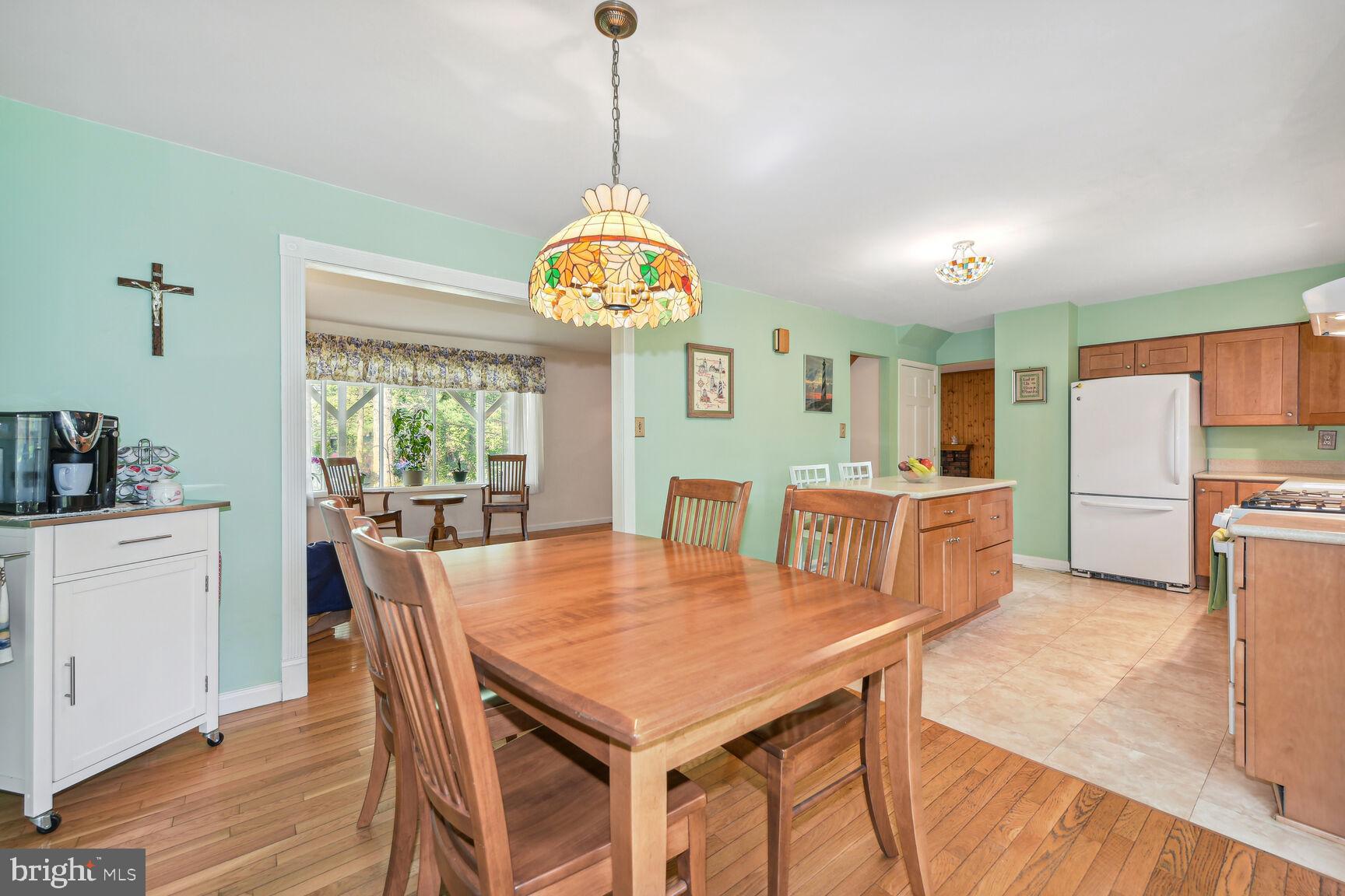 212 Crest Road Marlton, NJ 08053 - Photo 9 of 48 Dining Room