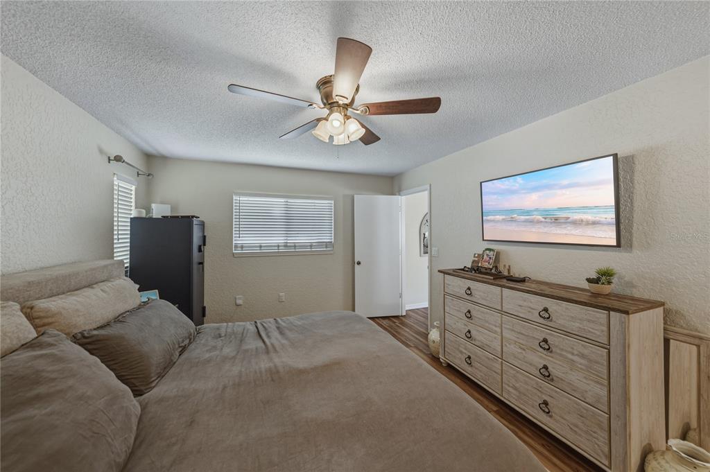 7435 Kilbride Court Weeki Wachee, FL 34613 - Photo 37 of 67 a living room with furniture