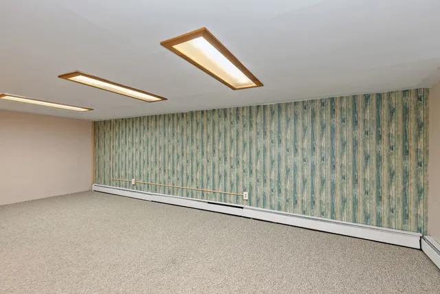 an empty room with a empty space