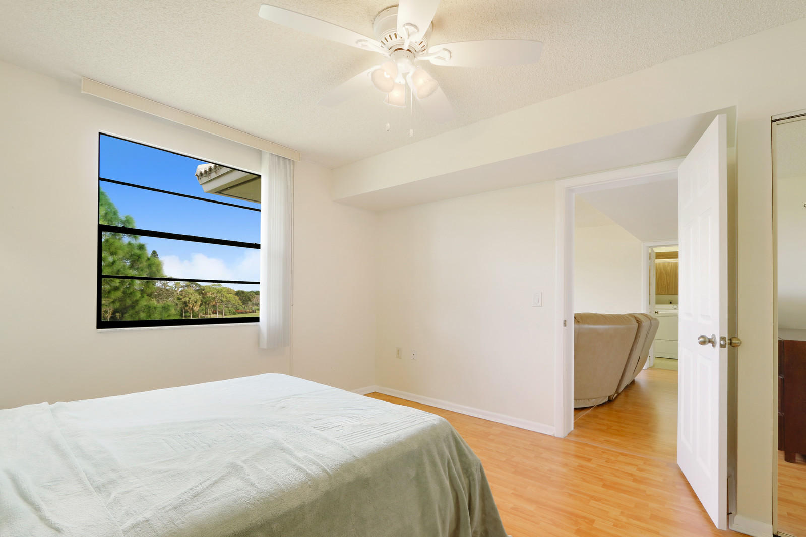 6061 Balboa Circle, Unit 401 Boca Raton, FL 33433 - Photo 10 of 20 10_Image-10_mls
