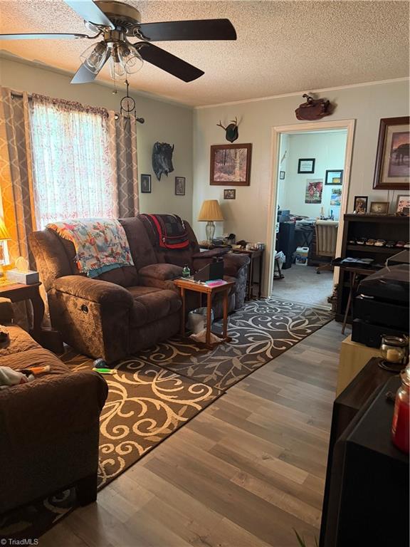 432 Friddle Drive High Point, NC 27260 - Photo 2 of 9