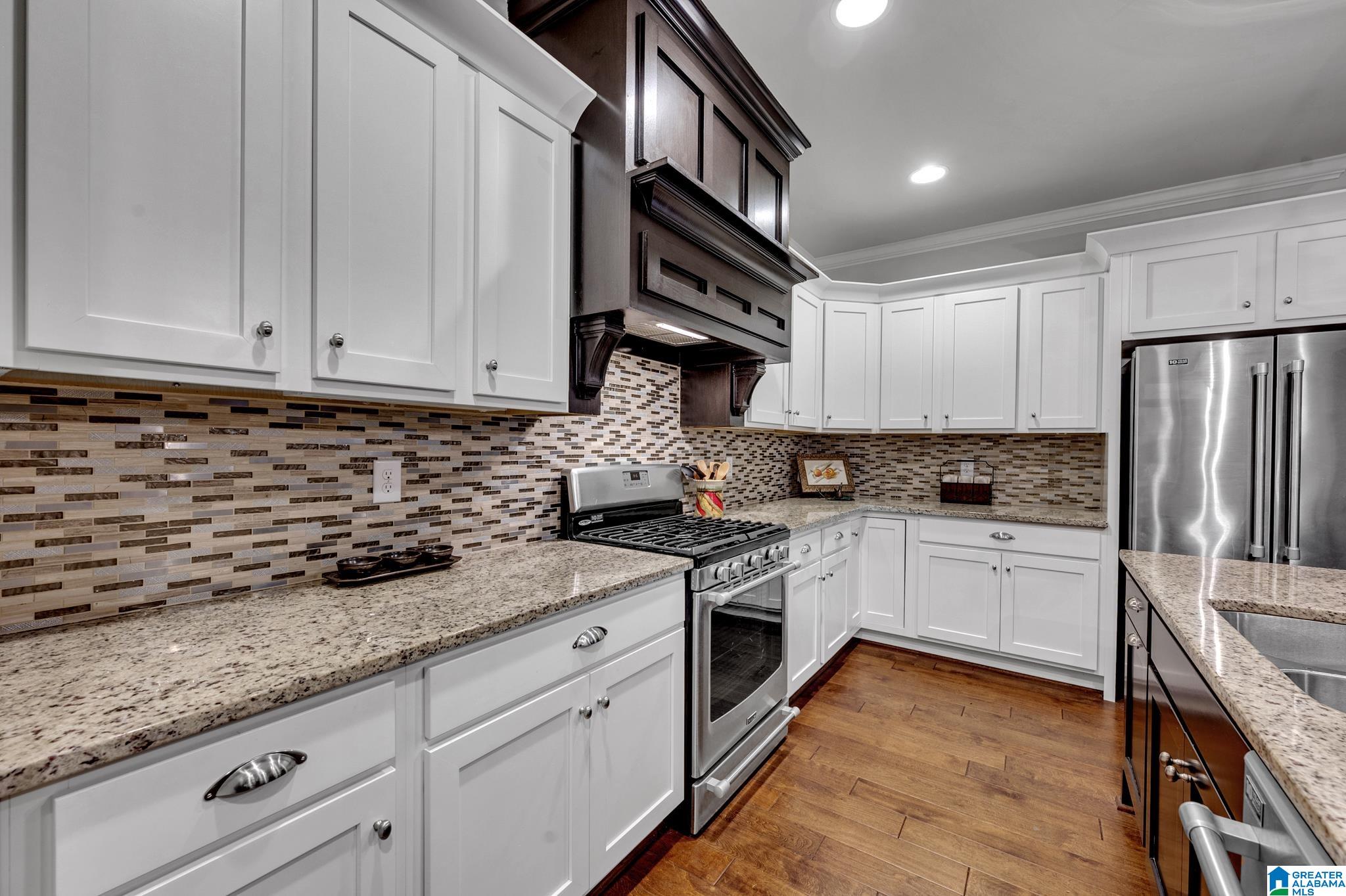 340 Strathaven Circle Pelham, AL 35124 - Photo 13 of 49