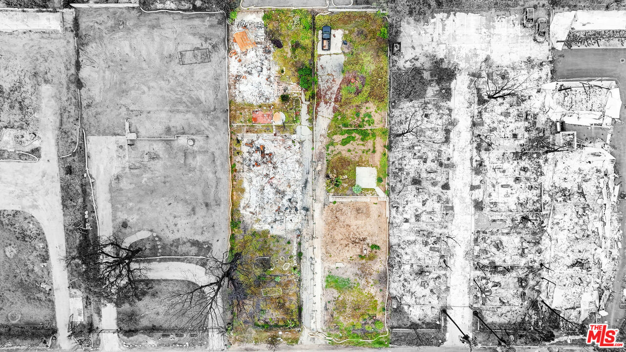 691 East Pine Street Altadena, CA 91001 - Photo 3 of 16 a bathroom with a shower