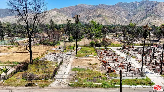 $880,000 | 691 East Pine Street, Altadena, CA 91001