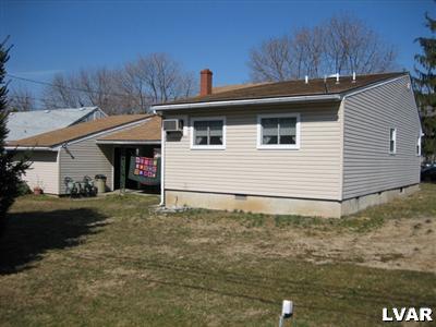 1527 Catasauqua Road Bethlehem, PA 18017 - Photo 4 of 10 Gallery Image 4