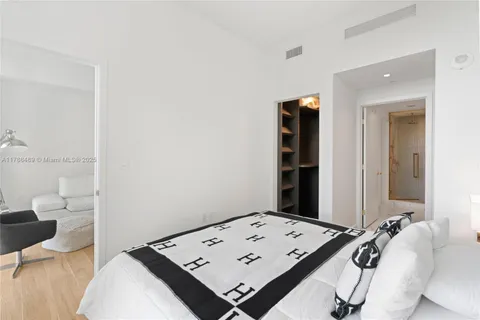 $1,050,000 | 2678 Tigertail Avenue, Unit 615, Miami, FL 33133