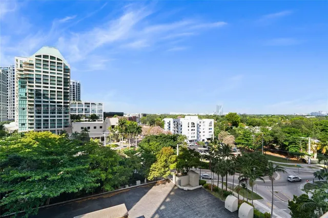 $1,050,000 | 2678 Tigertail Avenue, Unit 615, Miami, FL 33133