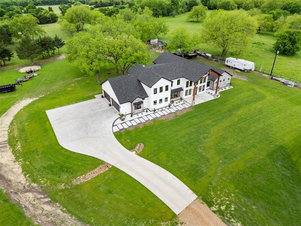 1088 Smith Oak Road Sherman, TX 75090 - Photo 36 of 39 a view of a golf course with chairs
