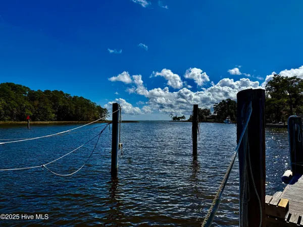 $568,500 | 0 Harbour Way, Oriental, NC 28571