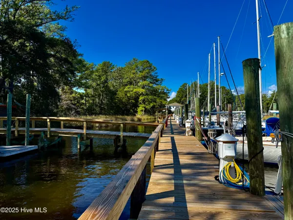 $568,500 | 0 Harbour Way, Oriental, NC 28571