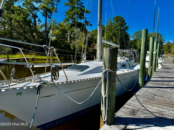 $568,500 | 0 Harbour Way, Oriental, NC 28571