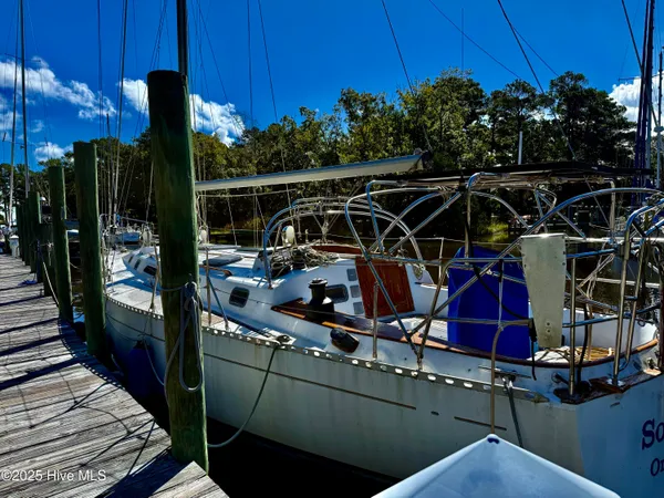 $568,500 | 0 Harbour Way, Oriental, NC 28571