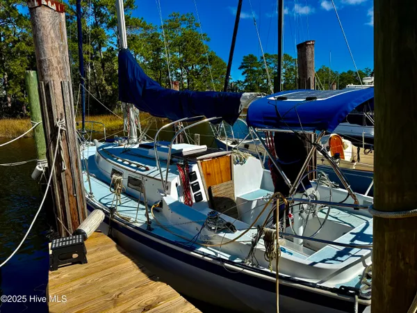 $568,500 | 0 Harbour Way, Oriental, NC 28571