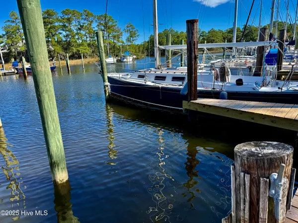 $568,500 | 0 Harbour Way, Oriental, NC 28571