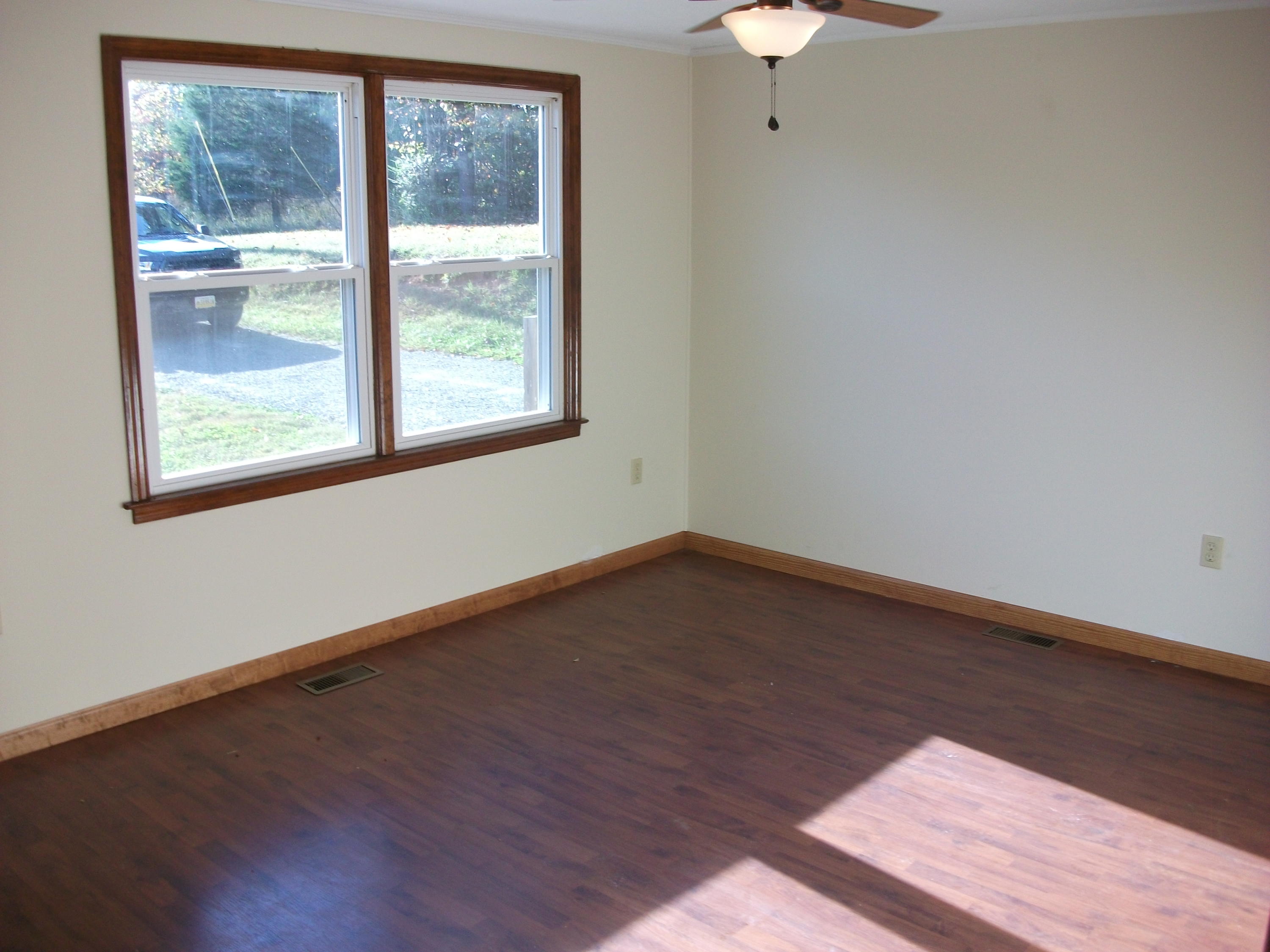 78 Cooks Knob Road Ferrum, VA 24088 - Photo 2 of 24 2 Living Room