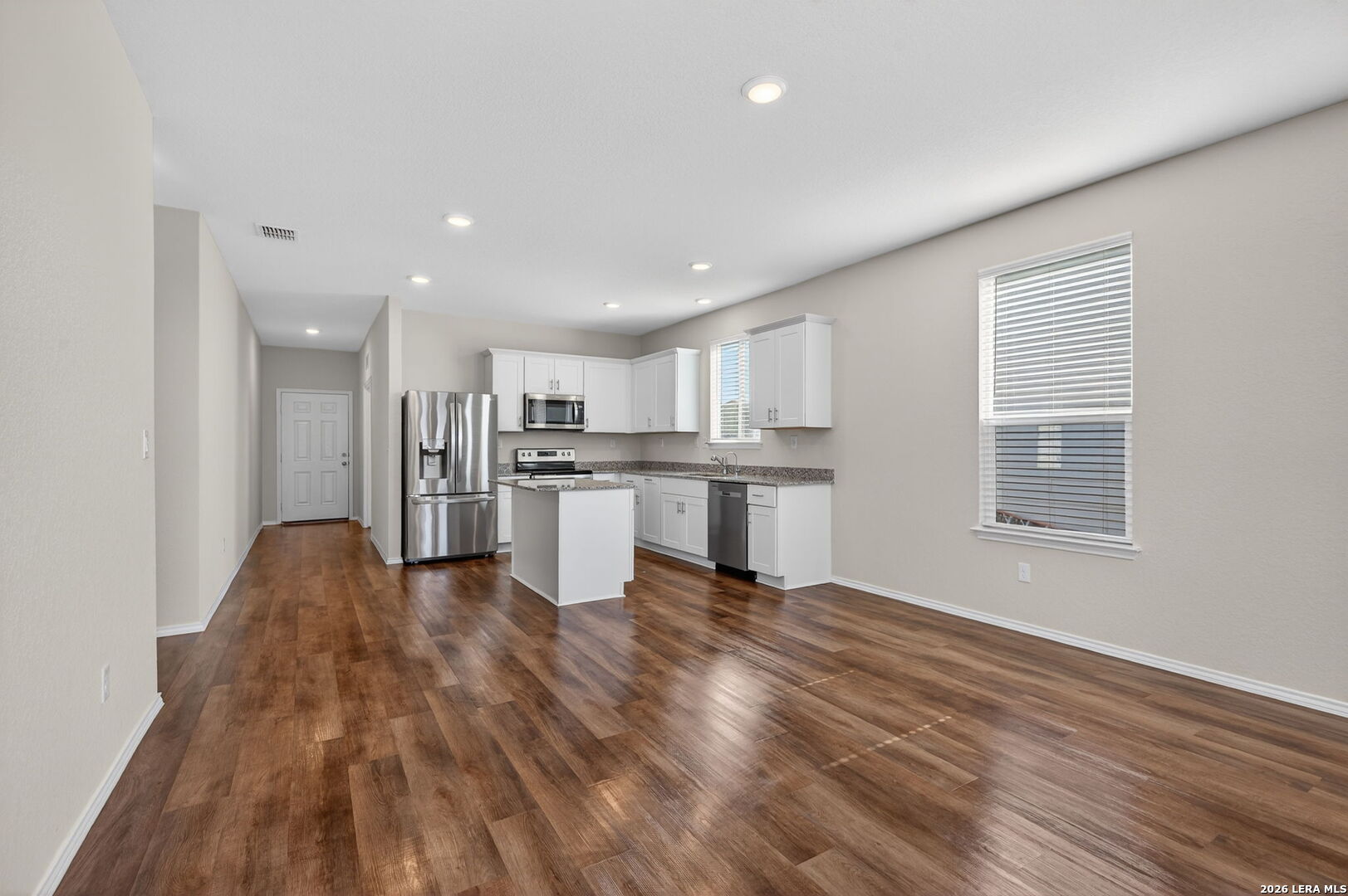 6811 Ashcat Converse, TX 78109 - Photo 5 of 23